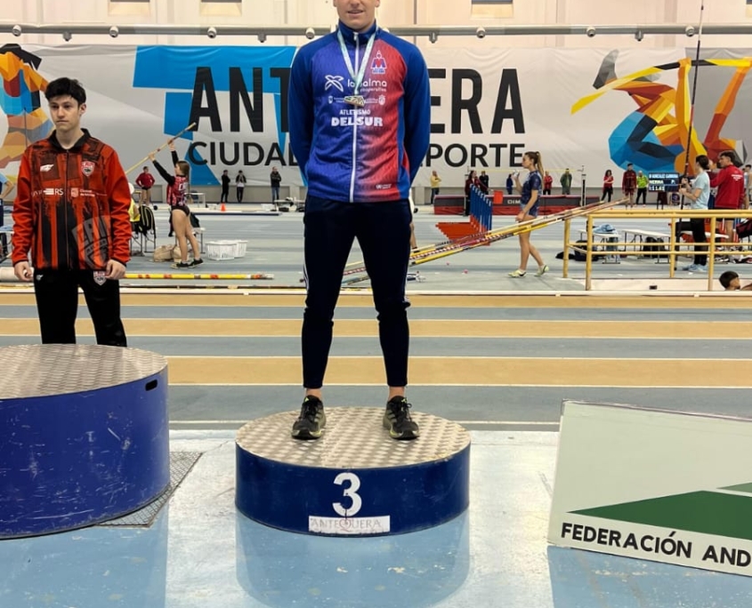 CLUB ATLETISMO DELSUR COOP. LA PALMA ARRASA EN EL ANDALUZ SUB 20 CON 6 MEDALLAS DE ORO